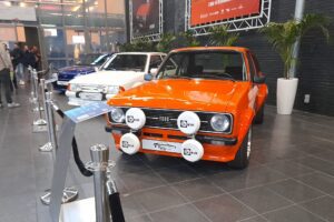 Ford Escort volledig nieuw gebouwd