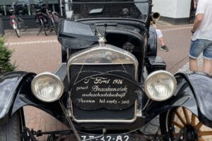 Ford Nederland honderd jaar