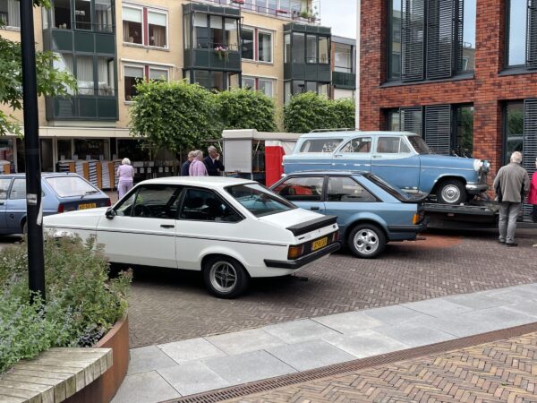 1e Cars & Coffee in Rijssen meteen voltreffer