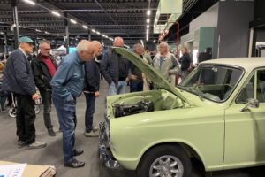 Auto gezocht voor Houten