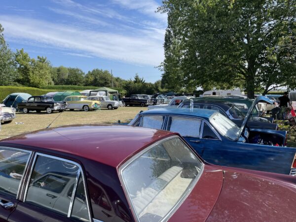 Spaanse temperaturen bij Ford weekend in Engeland