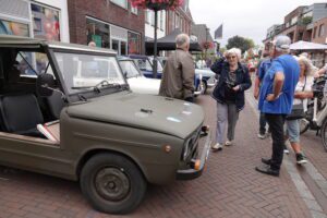 Leden treffen elkaar in Vaassen